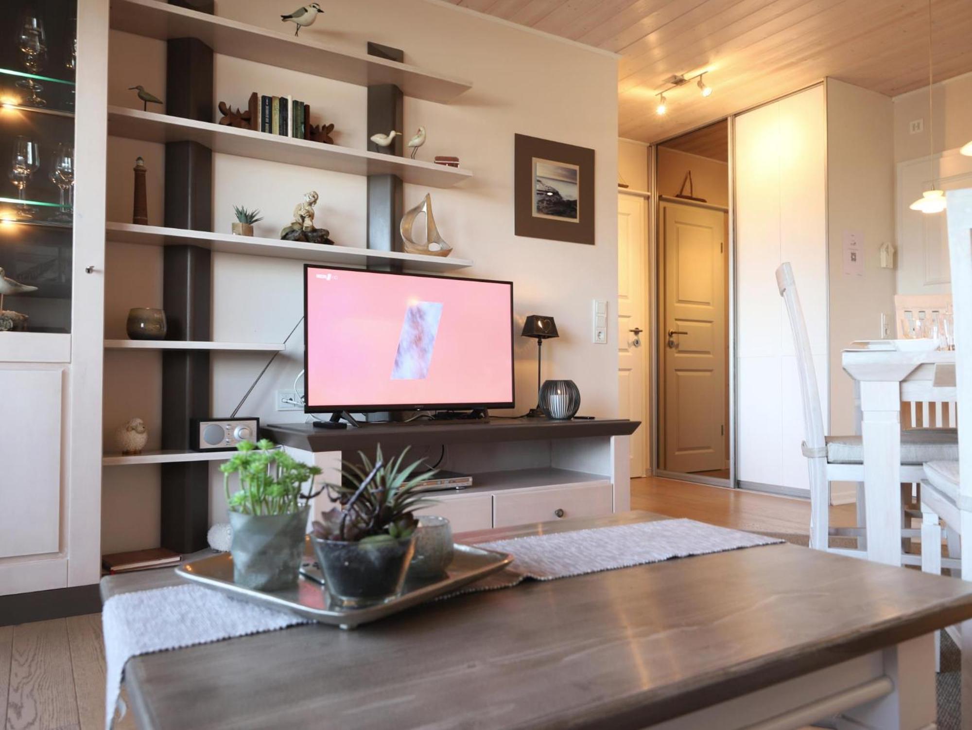 Schoenes Neues Hochwertig Renoviertes 2-Zimmer Appartement In Der 4. Etage. Westerland Esterno foto
